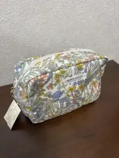 Item thumbnail for item 1b51f2dd-cc00-4fbb-b1b6-fe0b4b29b1fe