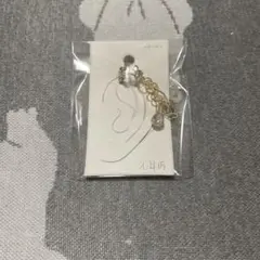 ゴールドチェーン クリスタルイヤーカフ