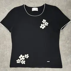 courreges】 半袖ニット 9R アンゴラ混 ワンポイントロゴ刺繍 黒