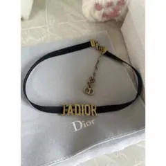 Dior チョーカー ブラック ゴールドロゴ