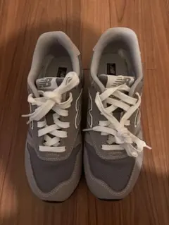 美品✨New Balance 996 グレー スニーカー　22.5cm