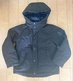 GU 黒い中綿ダウンコート フード付き