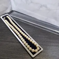 美品 パール系ネックレス Silver金具