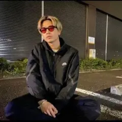 かにかま様専用Nike 筆記体ロゴ　上のみ