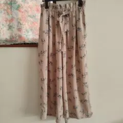 新品　ワイドパンツ　花柄　くすみピンク　上原さくら　ガウチョパンツ　リボン　春