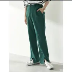 earth music&ecology センターシームセミフレアパンツ