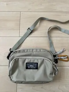 コロンビア　ショルダーバッグ