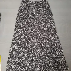 AZUL BY MOUSSYフラワープリーツスカート