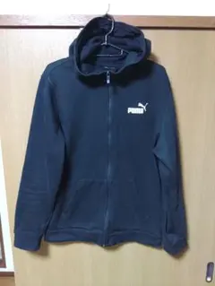 PUMA フルジップパーカー　ブラック M