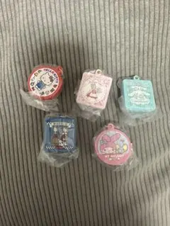 サンリオキャラクターズ　クッキー缶チャーム　コンプセット