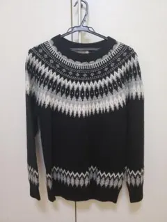 ノルディック柄 長袖ニットセーター 黒/白