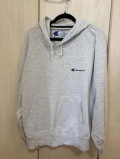 Champion グレー フード付きパーカーのサムネイル