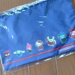 サンリオ キャラクター ポーチ 約235mm x 約160mmおまけ付き