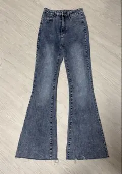【SHEIN】フレアデニムパンツ Sサイズ