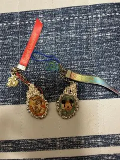 レア ディズニー WDI ドラゴン キャスト ピン ランヤード ストラップ