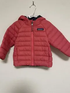 パタゴニア　リバーシブルダウンセーターフーディー　ピンク12-18M 80 90