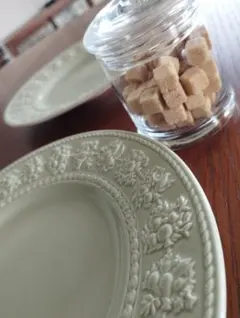 ★ウェッジウッド／フェスティビティ／セージグリーン・皿／2枚／WEDGWOODのサムネイル