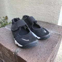 Nike エアリフト　ブラック　18cm