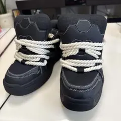 本日12時まで❗️ZARA白ステッチ ロープスニーカー26.5cm２４時間以内発送 お盆オークション開催❗️美品 ZARA白ステッチ ロープスニーカー26.5cm