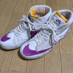 nike SB Dunk Low Pro ホワイト＆パープル