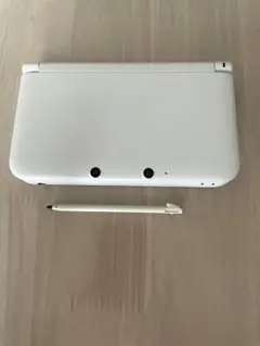 美品 任天堂3DS LL ホワイト