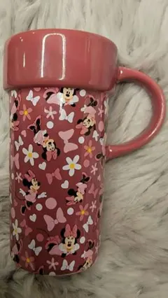 希少Disney Storeミニーマウス・マグカップ