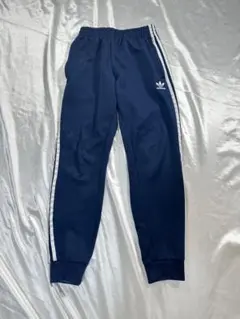 希少カラー　adidas SST トラックパンツ トレフォイル 刺繍ロゴ