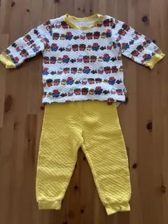 ユニクロ　キルトパジャマ　ミッフィー　90