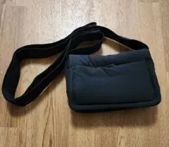 Zara ナイロン クロスボディバッグ ブラック