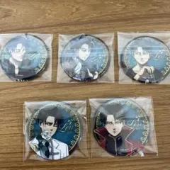 進撃の巨人 カラオケの鉄人 缶バッジ リヴァイ