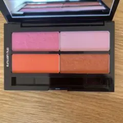 Shu uemura シューウエムラ　4色チークパレット　ピンク　オレンジ系