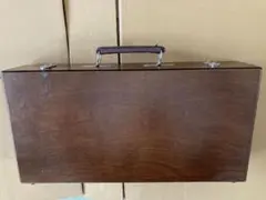 油絵の具セット（ケース、パレット、筆、油壺、ペインティングナイフ）のサムネイル