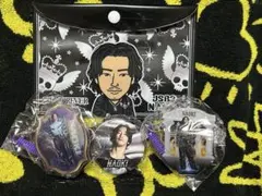 小林直己 NAOKI ポーチ+コイルチェーンキーホルダー2種+缶バッジ2個セット