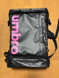 umbro バックパック 黒/ピンク