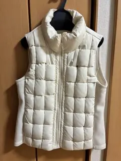 アイボリー ダウンベスト