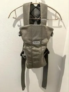 【極美品】ベビービョルン 抱っこ紐 ベビーキャリアMINI グレーベージュ