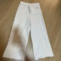 H&M ワイドデニム　デニム　ホワイト　ワイド　カットオフ　ハイウエスト