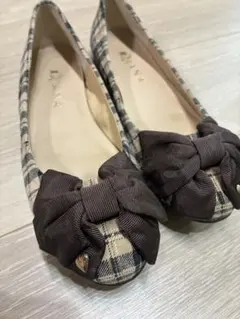 DIANA チェック柄リボンフラットシューズ