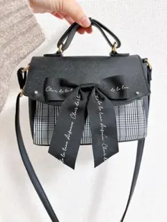 子ども　ショルダーバッグ　リボン