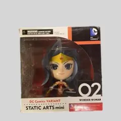 【新品未開封】DCコミックス ワンダーウーマン フィギュア 2点セット 新品未開封】DCコミックス ワンダーウーマン フィギュア 2点セット