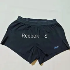 【BLACKFRIDAYセール】Reebok　ショートパンツ　黒　S