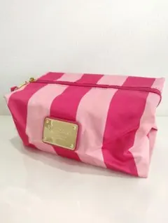 新品　ヴィクトリアシークレット　コスメポーチ　トラベルポーチ　ポーチのサムネイル