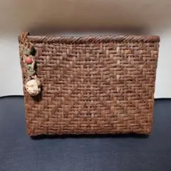 Item thumbnail for item e3077c90-3b69-4ec3-8ccb-9446e2261d58