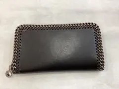 STELLA McCARTNEY(ステラマッカートニー)長財布 チェーン装飾付き