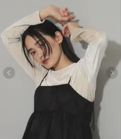 Ray BEAMS ストレッチ ベロア クルーネック Tシャツのサムネイル
