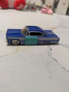 jadatoys シボレー　インパラ　64 ミニカー　1/64 ローライダー