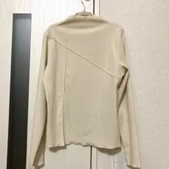 【美品】SHEIN トップス オフホワイト ハイネック