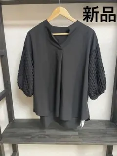 新品スコットクラブ vinヴァン Vネック シアー袖 綺麗目ブラウス 