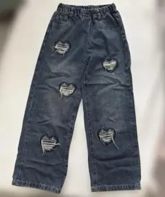 URBAN CHERRY ハートダメージデザインストレートデニムパンツ　150