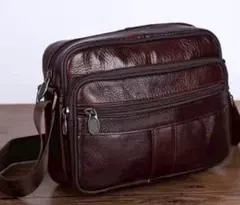 新品　ダークブラウン レザー ショルダーバッグ　メンズ　シンプル　使いやすい